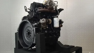 Remont silnika Cummins QSB4.5 w koparce Atlas 160W