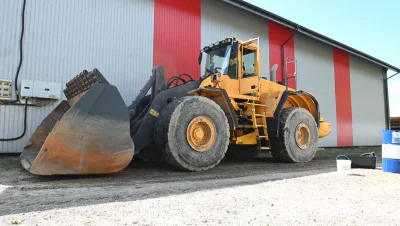 Awaria hamulca i wentylatora w ładowarce Volvo L220E – jak udało się rozwiązać problem?