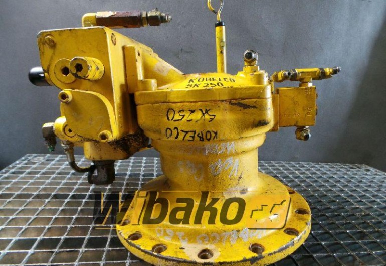 Silnik obrotu Kawasaki M2X170AOB-12A-01